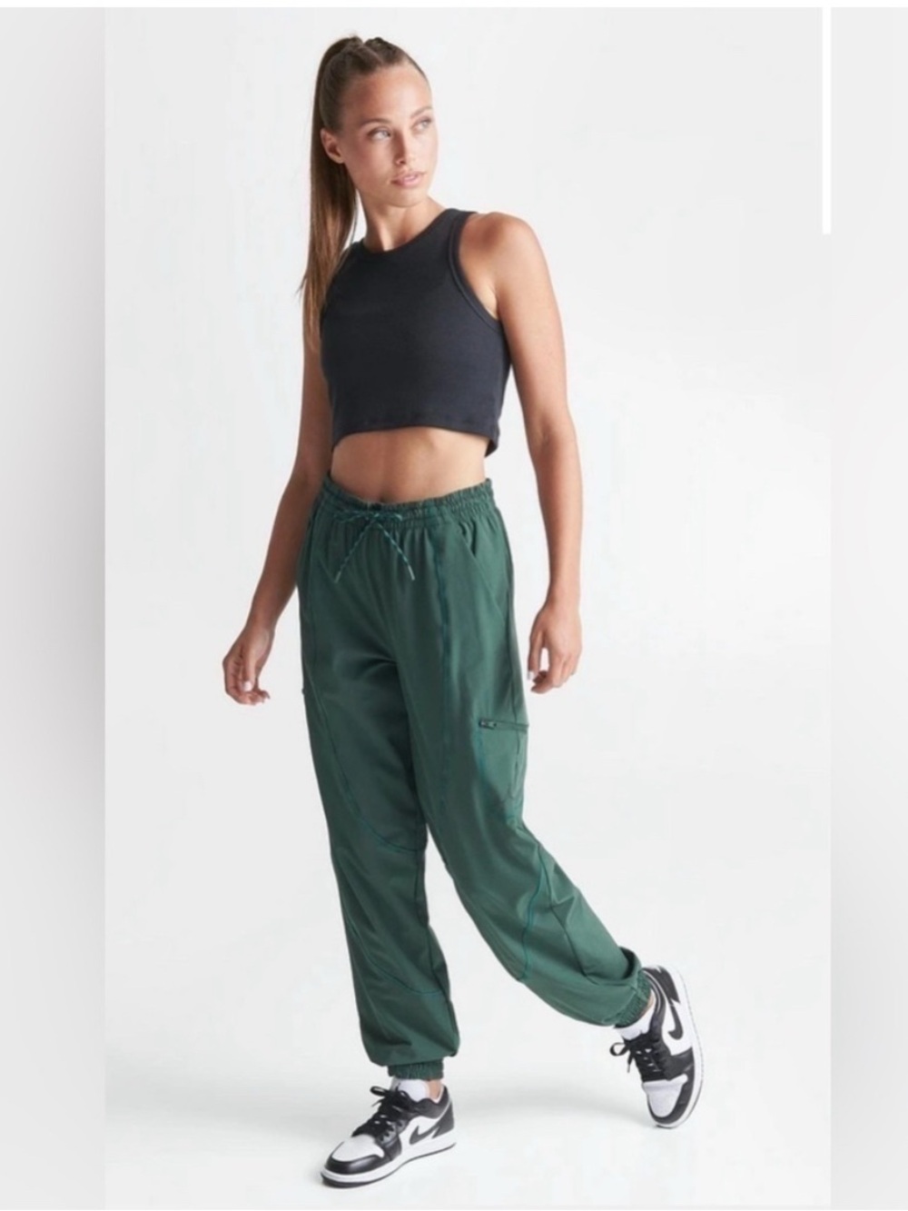 Jordan Women's Tunnel Dri-Fit Jogger Pants Midnight Green/Teal Size S NWOT